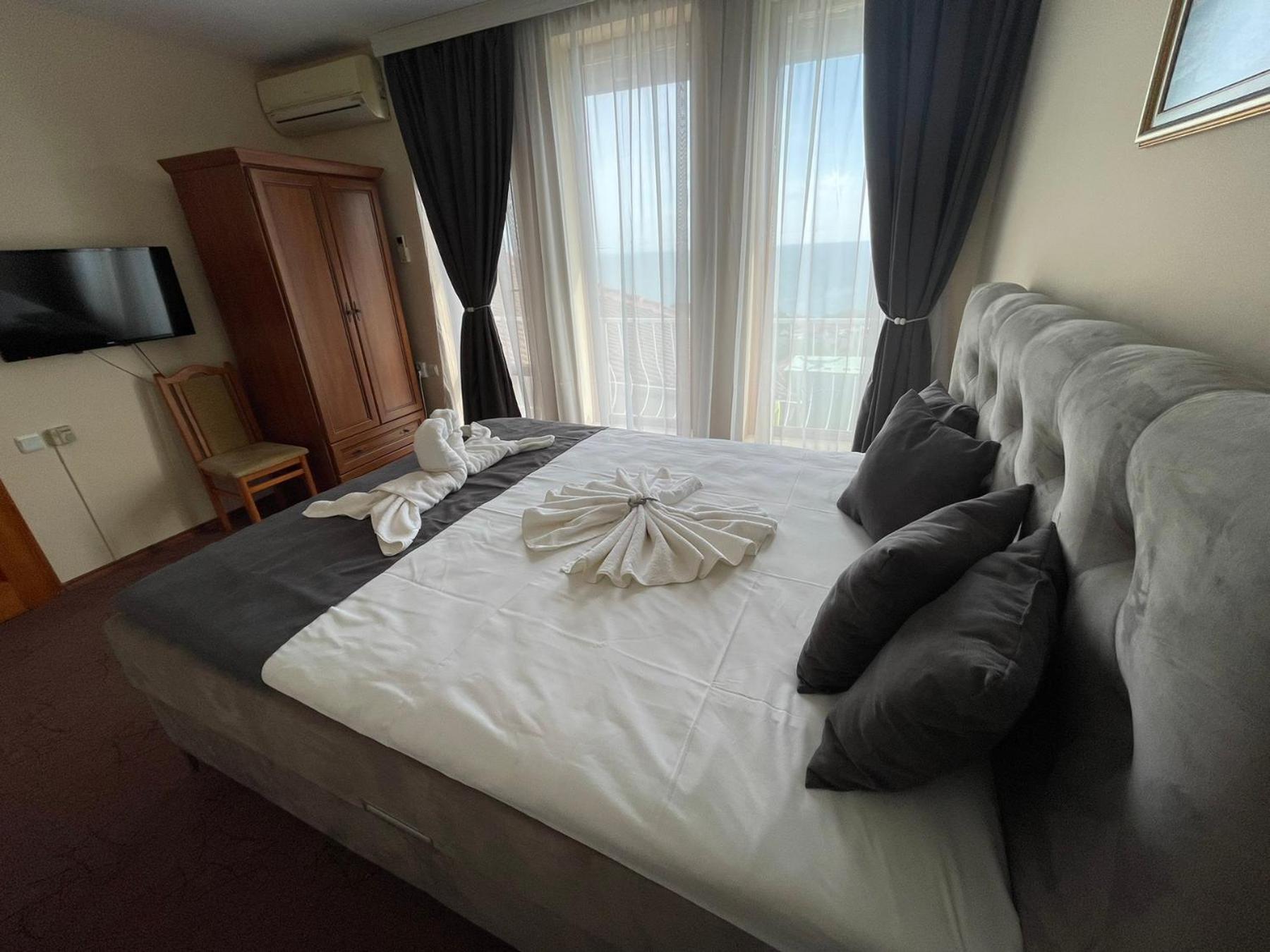 Villa Dechkoni Kavarna Esterno foto