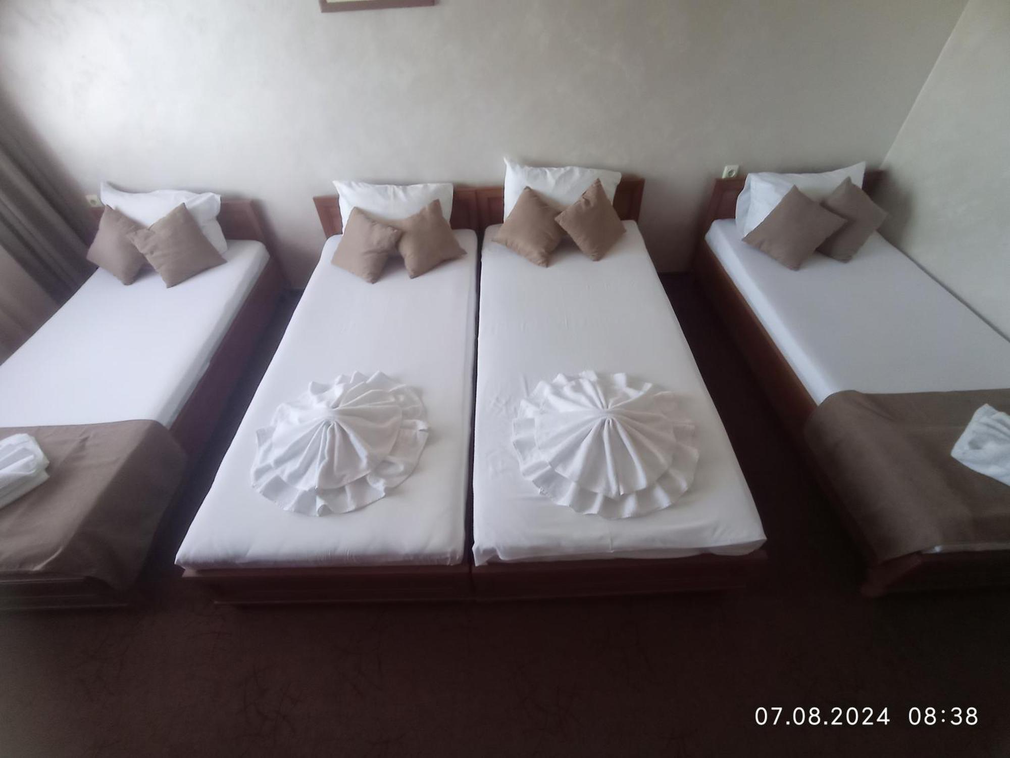 Villa Dechkoni Kavarna Esterno foto