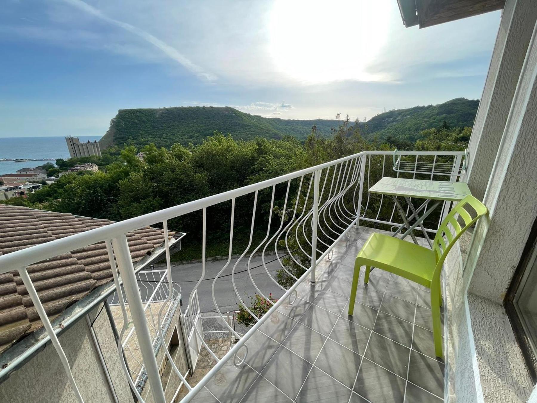 Villa Dechkoni Kavarna Esterno foto