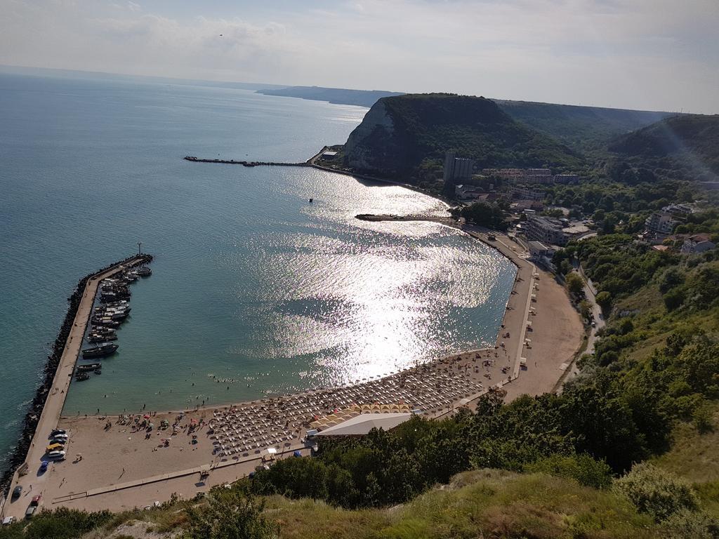 Villa Dechkoni Kavarna Esterno foto